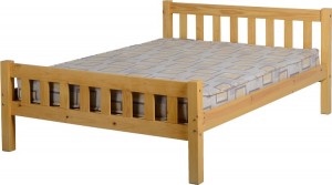 Carlow 4 foot 6 inch Bed in Antique Pine